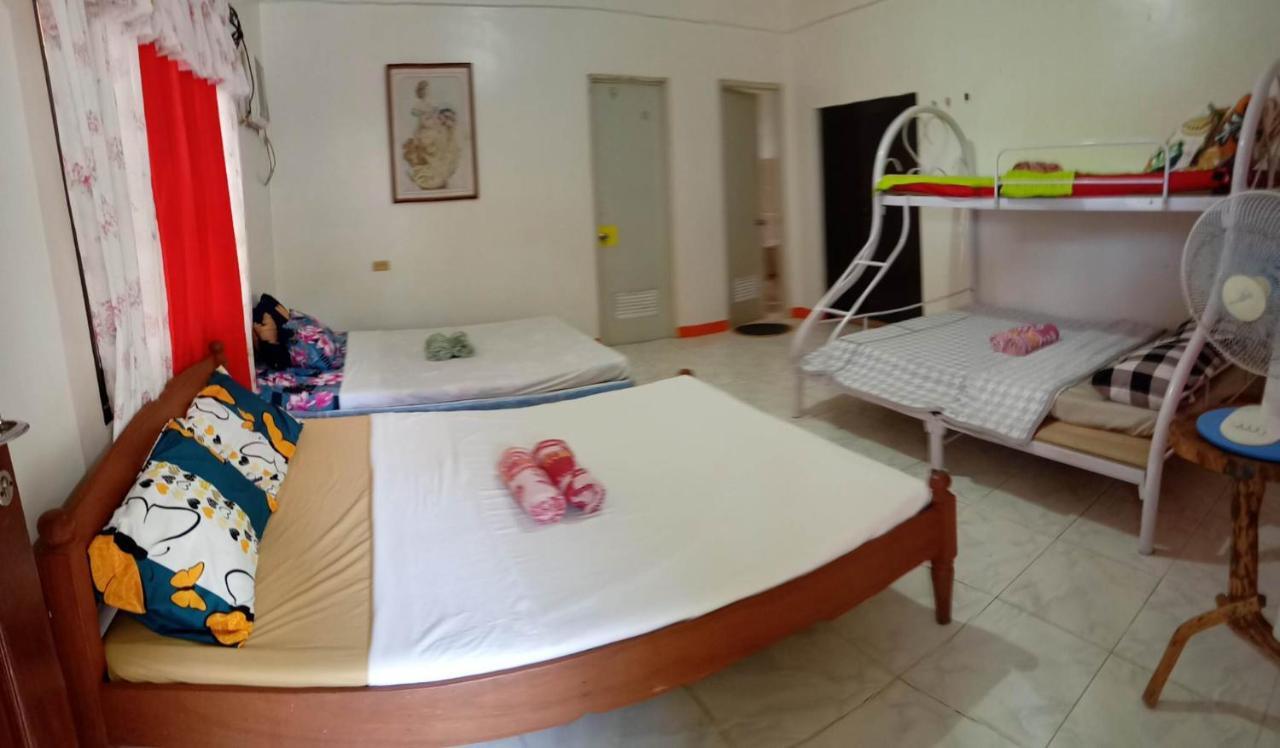 Riverside At Aninuan Accommodation And Food Puerto Galera Exterior photo